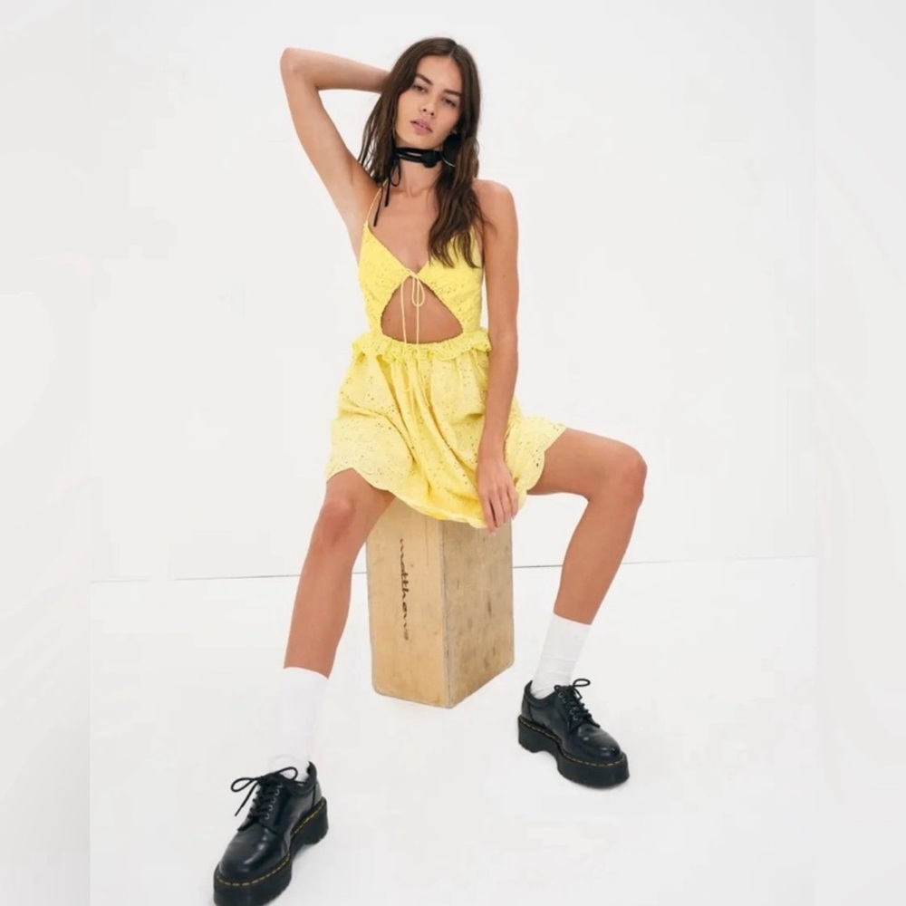 For Love & Lemons Halter Butter Yellow Eyelet Cutout Sundress Women's Summer NWT